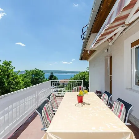 Duda 1 Apartment
